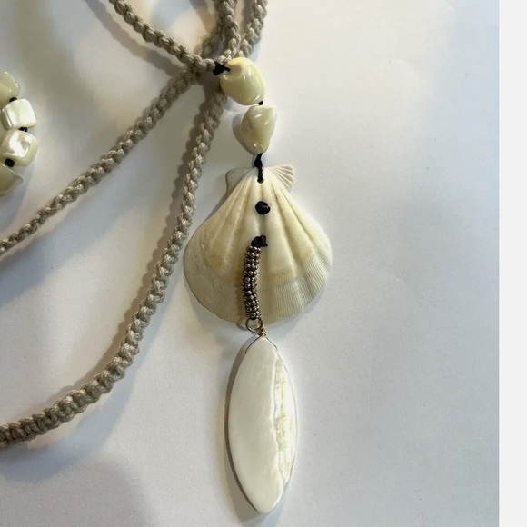 11. Free people shell, rope and faux mother of pearl long necklace NWT - Picture 12 of 12